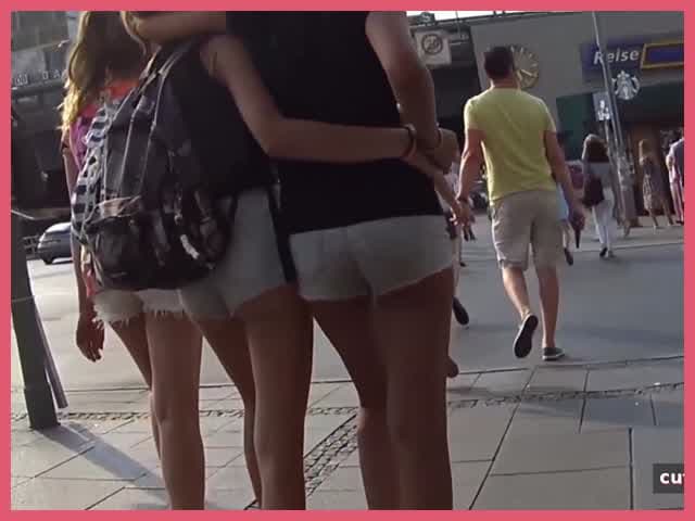 Spankinggirls Hot Brunettes